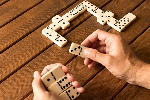 Quản lý tâm lý và cảm xúc trong chơi Domino